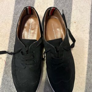 Tommy Hilfiger Black Lace-Up Flats with Signature Stripe